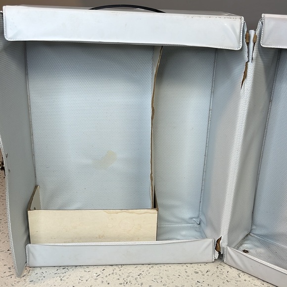 ☀️ 3 / 15 ☀️ Vintage Barbie Trunk - Picture 12 of 16